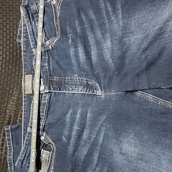 Chico's Cropped Jean - Picture 7 of 11